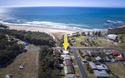 Tallowood Beachfront Cottage - Lennox Head Accommodation 1