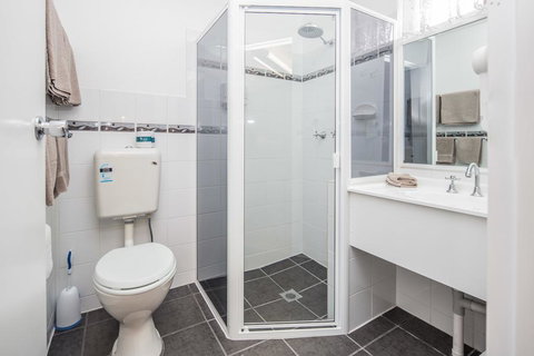 Tally Ho Motor Inn - Lennox Head Accommodation 3