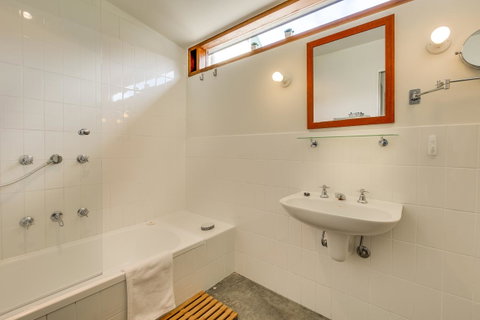 Brampton Cottage - Lennox Head Accommodation 15