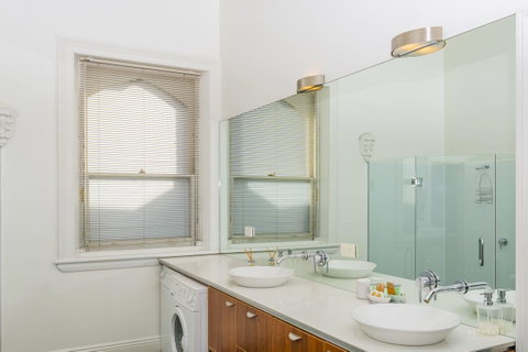 Roxburgh House Apartments - Lennox Head Accommodation 3