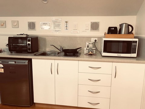 Stamps Of Stanley - Lennox Head Accommodation 3