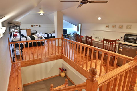 Stamps Of Stanley - Lennox Head Accommodation 1