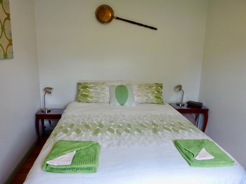 Omaroo House - Panoramic Water Views - Lennox Head Accommodation 26