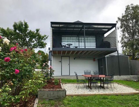 Omaroo House - Panoramic Water Views - Lennox Head Accommodation 32