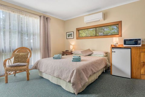 Green Views - Lennox Head Accommodation 13