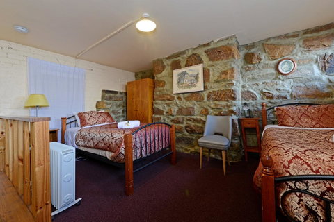Edinburgh Gallery Bed & Breakfast - Lennox Head Accommodation 10