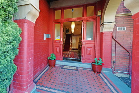 Edinburgh Gallery Bed & Breakfast - Lennox Head Accommodation 1