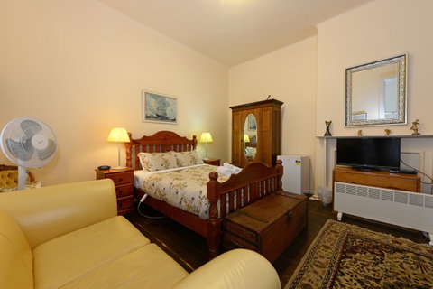 Edinburgh Gallery Bed & Breakfast - Lennox Head Accommodation 41