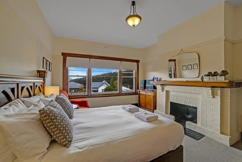 Gorgeous Hobart Accommodation - Park On Park - New Town - Lennox Head Accommodation 2