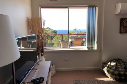 BAY OF FIRES SEACHANGE Ocean Frontage - Lennox Head Accommodation 1