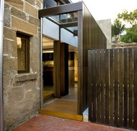 Stone Flower - Lennox Head Accommodation
