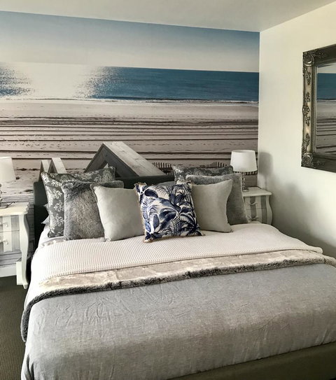 Lorne World - Lennox Head Accommodation 10