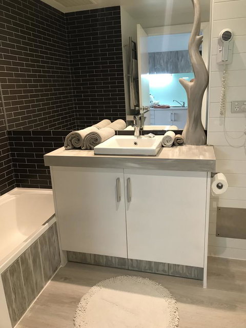 Lorne World - Lennox Head Accommodation 9