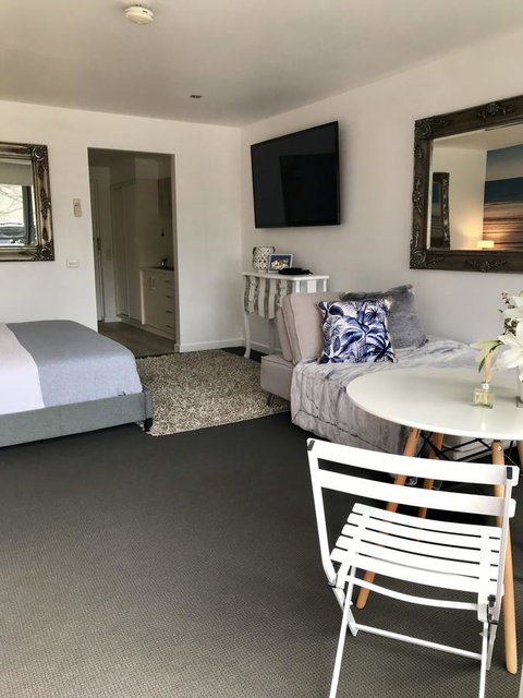 Lorne World - Lennox Head Accommodation 5