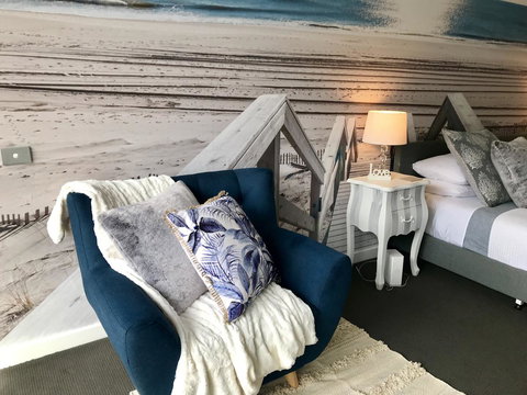 Lorne World - Lennox Head Accommodation 1