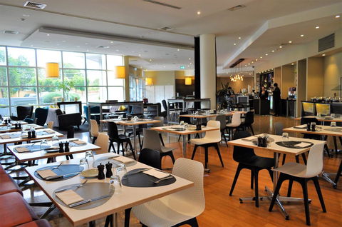 Ibis Melbourne - Glen Waverley - Lennox Head Accommodation 14