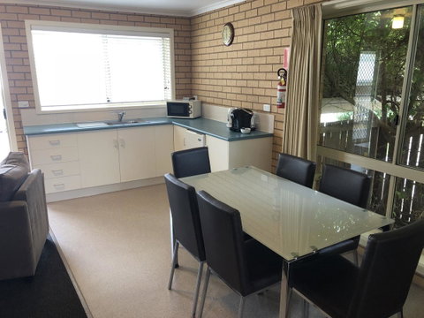 Port Campbell Parkview Motel & Apartments - Lennox Head Accommodation 44