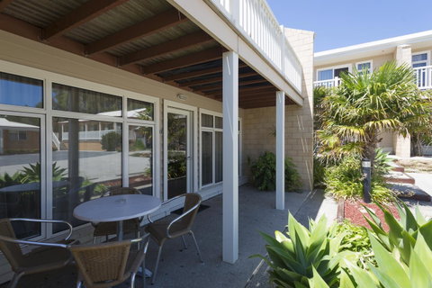 Port Campbell Parkview Motel & Apartments - Lennox Head Accommodation 35