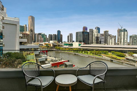 Melbourne Holiday Apartments Flinders Wharf - Lennox Head Accommodation 2