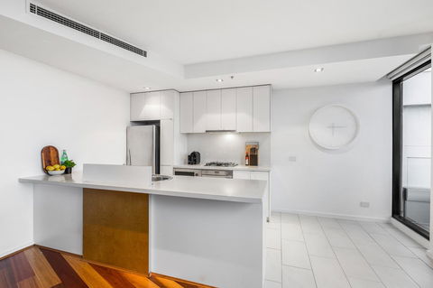 Melbourne Holiday Apartments Flinders Wharf - Lennox Head Accommodation 7