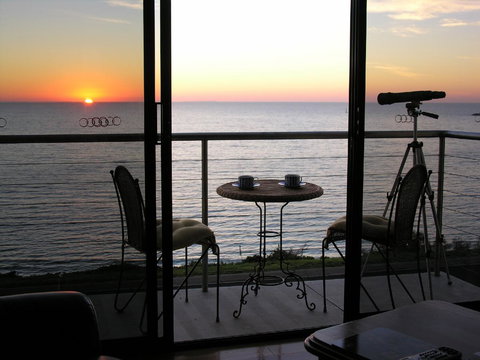 Clifftop Apartments Portland Vic - Lennox Head Accommodation 0
