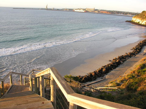 Clifftop Apartments Portland Vic - Lennox Head Accommodation 6
