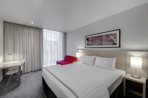 Travelodge Hotel Melbourne Docklands - Lennox Head Accommodation 0