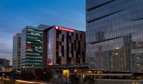 Travelodge Hotel Melbourne Docklands - Lennox Head Accommodation 23