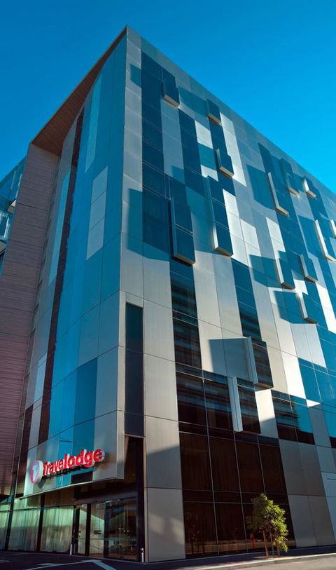 Travelodge Hotel Melbourne Docklands - Lennox Head Accommodation 18