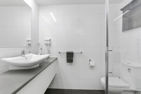 Comfort Inn Warrnambool International - Lennox Head Accommodation 18