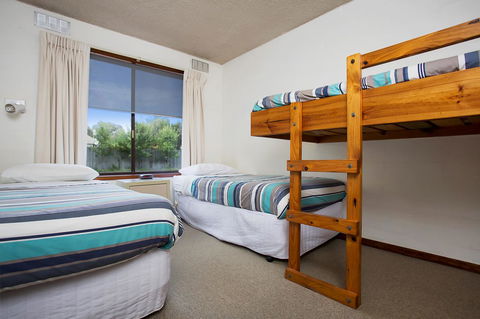 Eastern Beach Holiday Units - Lennox Head Accommodation 6