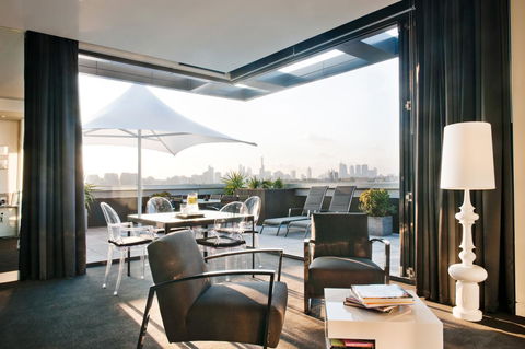 The Cullen Melbourne - Art Series - Lennox Head Accommodation 20