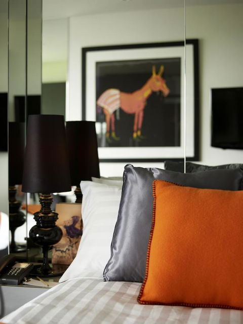 The Cullen Melbourne - Art Series - Lennox Head Accommodation 8