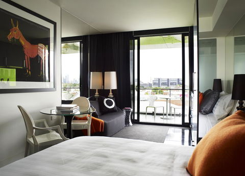 The Cullen Melbourne - Art Series - Lennox Head Accommodation 27