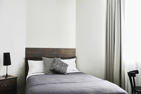 Plough Hotel - Lennox Head Accommodation 3