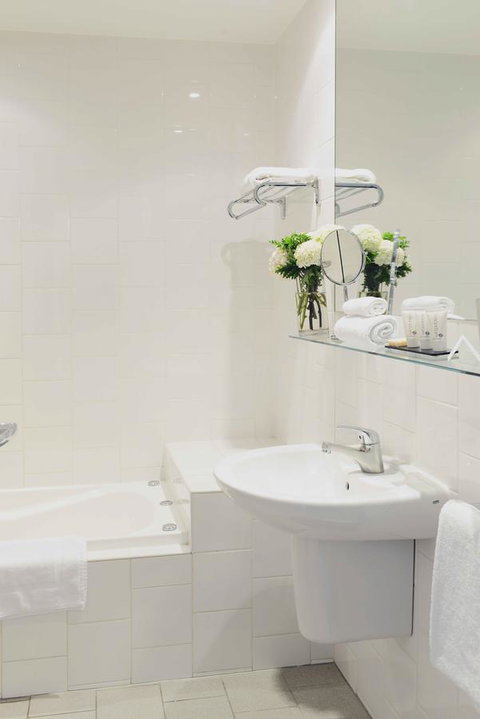 Saint Kilda Beach Hotel - Formerly Rydges St Kilda - Lennox Head Accommodation 21