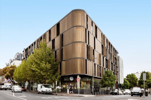 Modern Apartment In The Heart Of St Kilda - Lennox Head Accommodation 24