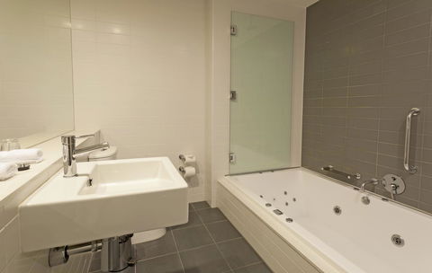 Causeway 353 Hotel - Lennox Head Accommodation 29