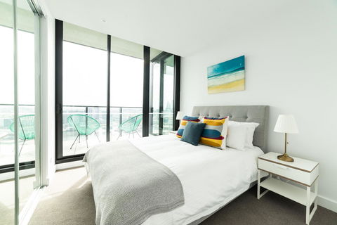 Melbourne Private Apartments - Collins Wharf Waterfront, Docklands - Lennox Head Accommodation 13