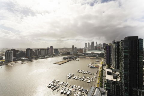 Melbourne Private Apartments - Collins Wharf Waterfront, Docklands - Lennox Head Accommodation 24