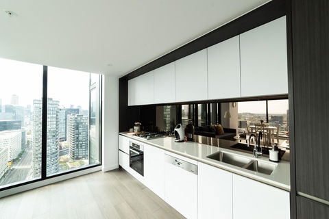 Melbourne Private Apartments - Collins Wharf Waterfront, Docklands - Lennox Head Accommodation 41