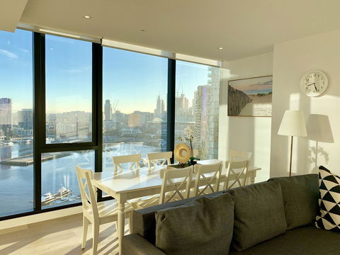 Melbourne Private Apartments - Collins Wharf Waterfront, Docklands - Lennox Head Accommodation 8