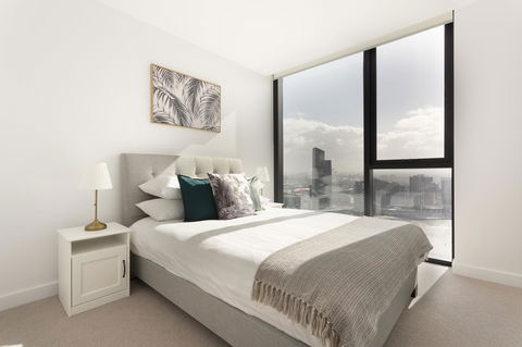 Melbourne Private Apartments - Collins Wharf Waterfront, Docklands - Lennox Head Accommodation 12