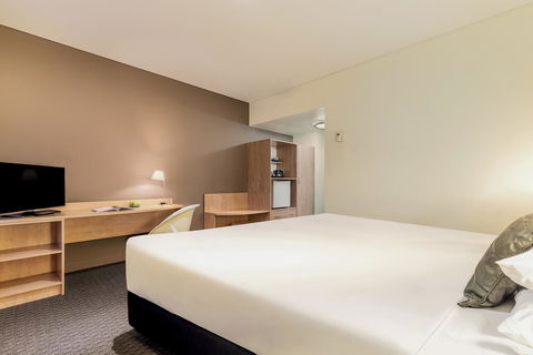 Ibis Melbourne Hotel And Apartments - Lennox Head Accommodation 6