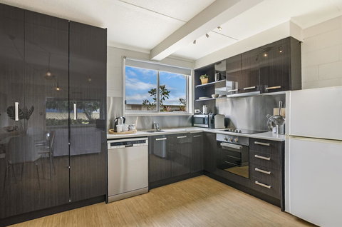 Portland Bay Apartments - Lennox Head Accommodation 30