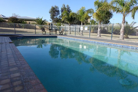 Torquay Tropicana Motel - Lennox Head Accommodation 15