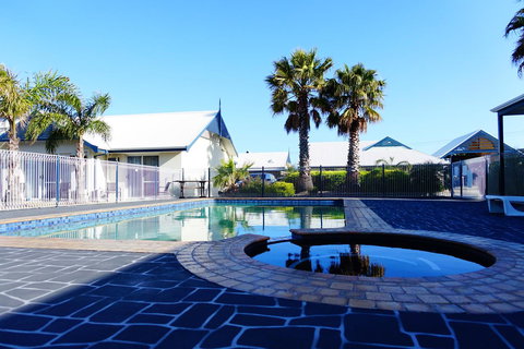 Torquay Tropicana Motel - Lennox Head Accommodation 12