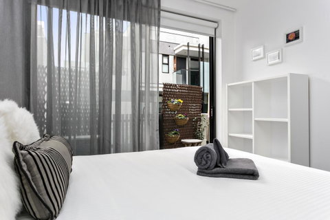 Complete Host Halo Apartments - Lennox Head Accommodation 16