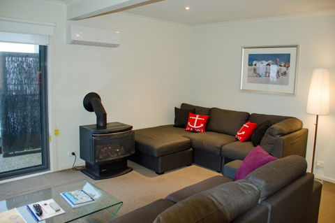 5 Whitecrest Great Ocean Road Resort - Ocean Views - Lennox Head Accommodation 17
