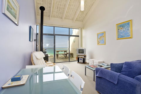 5 Whitecrest Great Ocean Road Resort - Ocean Views - Lennox Head Accommodation 13